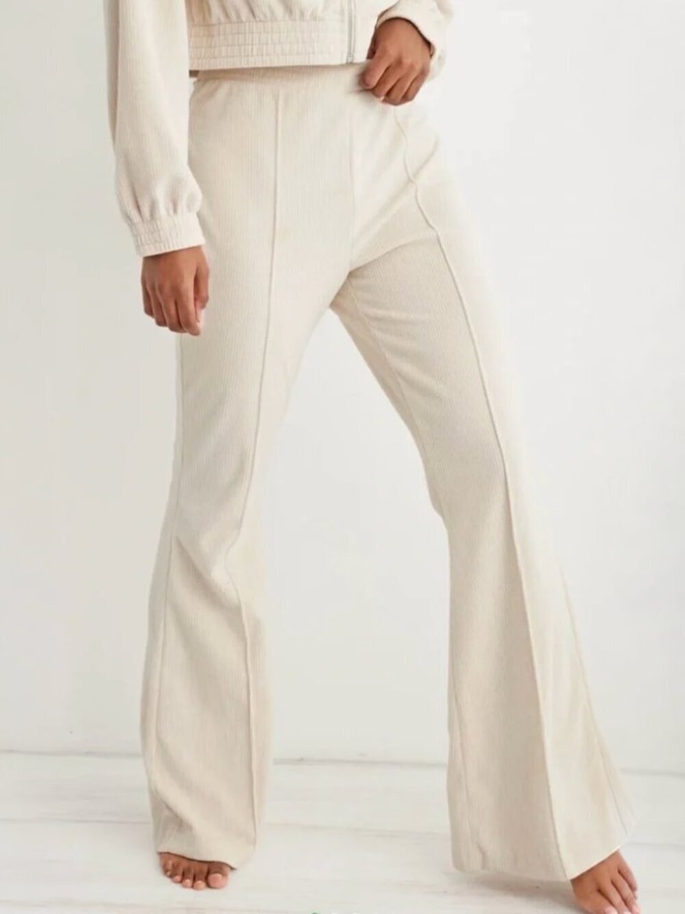 Aerie Groove-On Flared Pant